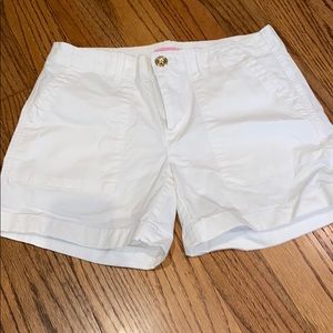 Lily Pulitzer white shorts ❤️